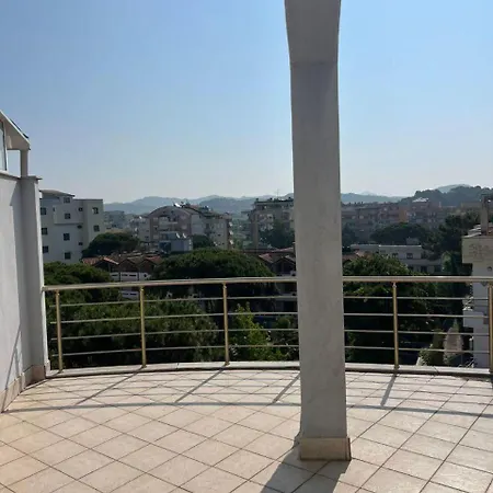 3 Bedrooms Penthouse Golem