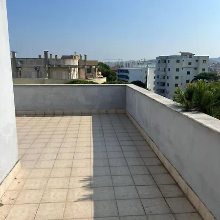 3 Bedrooms Penthouse Apartment
