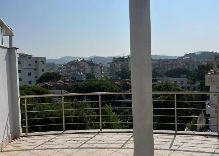 3 Bedrooms Penthouse ゴーレム