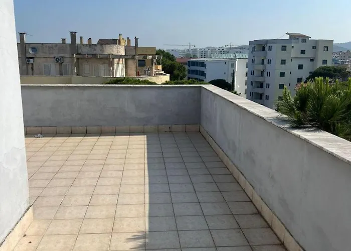 3 Bedrooms Penthouse アパート